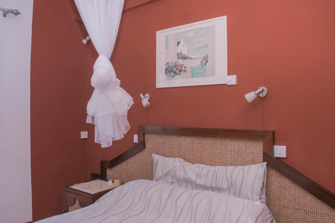 トゥルー・ドー・ドゥース Chez Tino Bed & Breakfast エクステリア 写真
